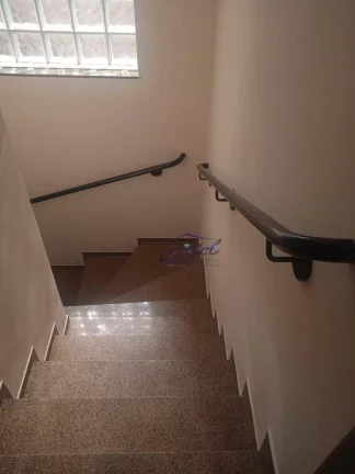Imagem Sobrado no Limão 03 dormitórios sendo 01 suítes 2 vagas coberta com portão automático