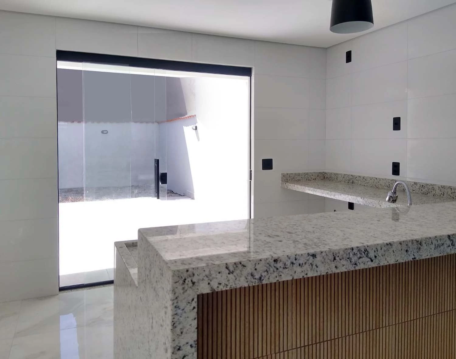 Imagem Casa com 3 Quartos à Venda, 120 metros em Jardim Quaresmeira - Suzano