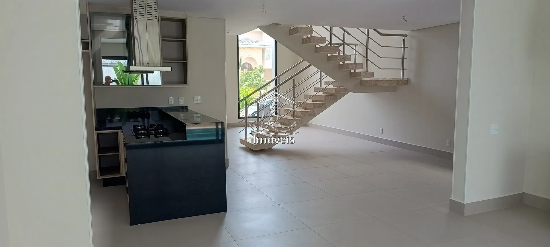 Imagem Casa com 3 suítes no condomínio Portal do Jequitiba-Valinhos