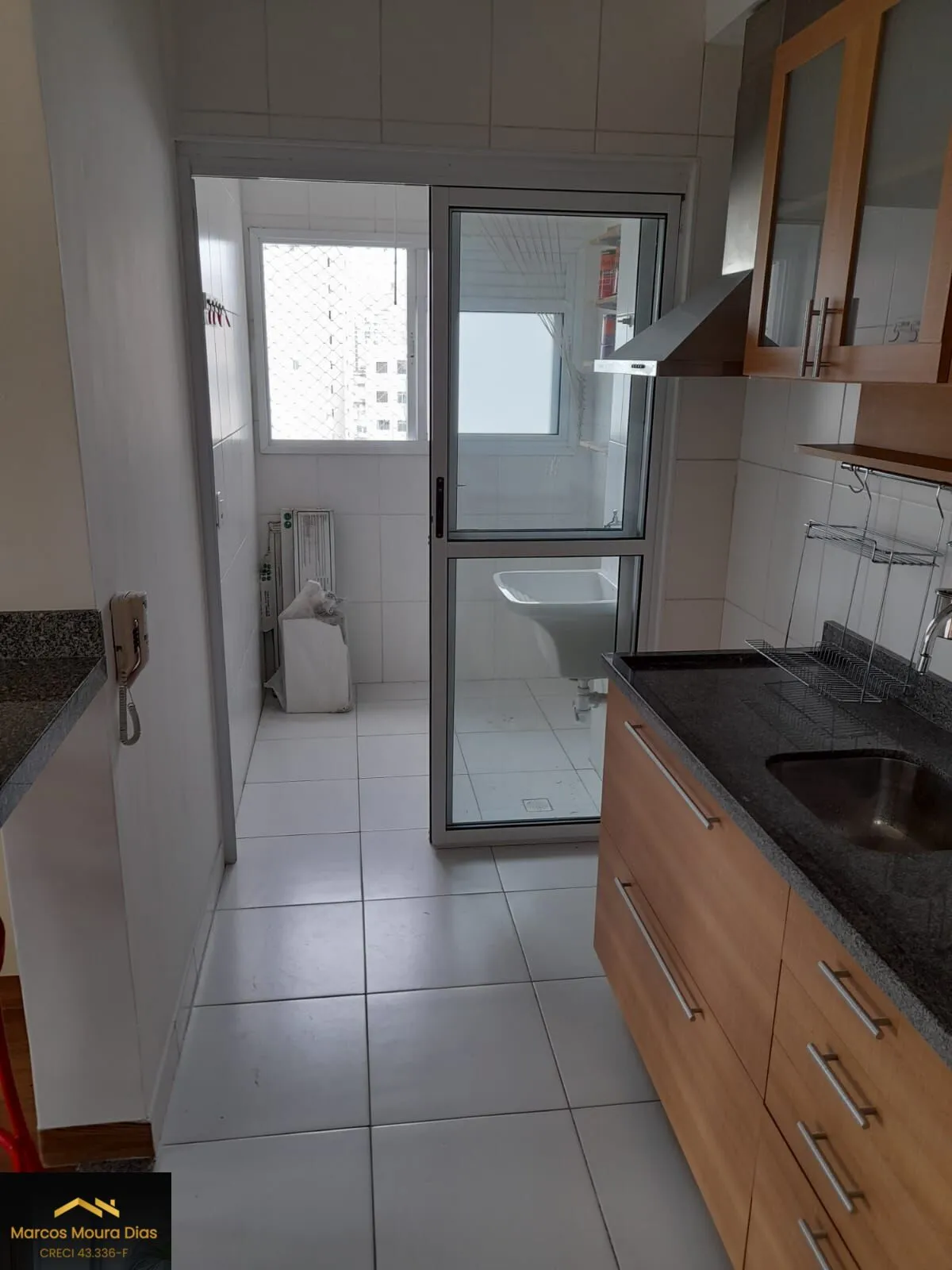 Imagem Apartamento na Bela Vista, sala com Varanda, 2 Dormitórios e 1 Vaga, Prédio com Lazer, Portaria 24 hs