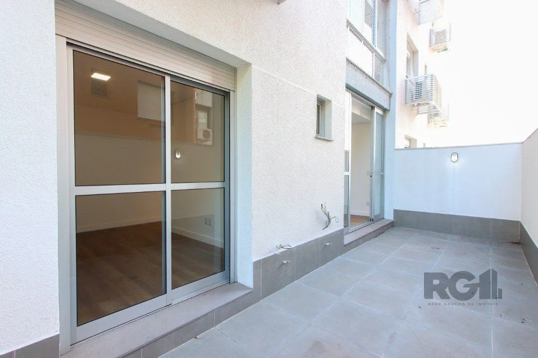 Imagem Apartamento em Porto Alegre no Bairro Petrópolis, de 1 quarto, GARDEN , semi mobiliado
