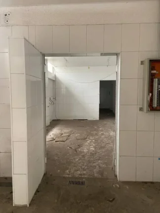 Imagem Alugo 2 Salões Comercial em Santo André. Vila Valparaiso