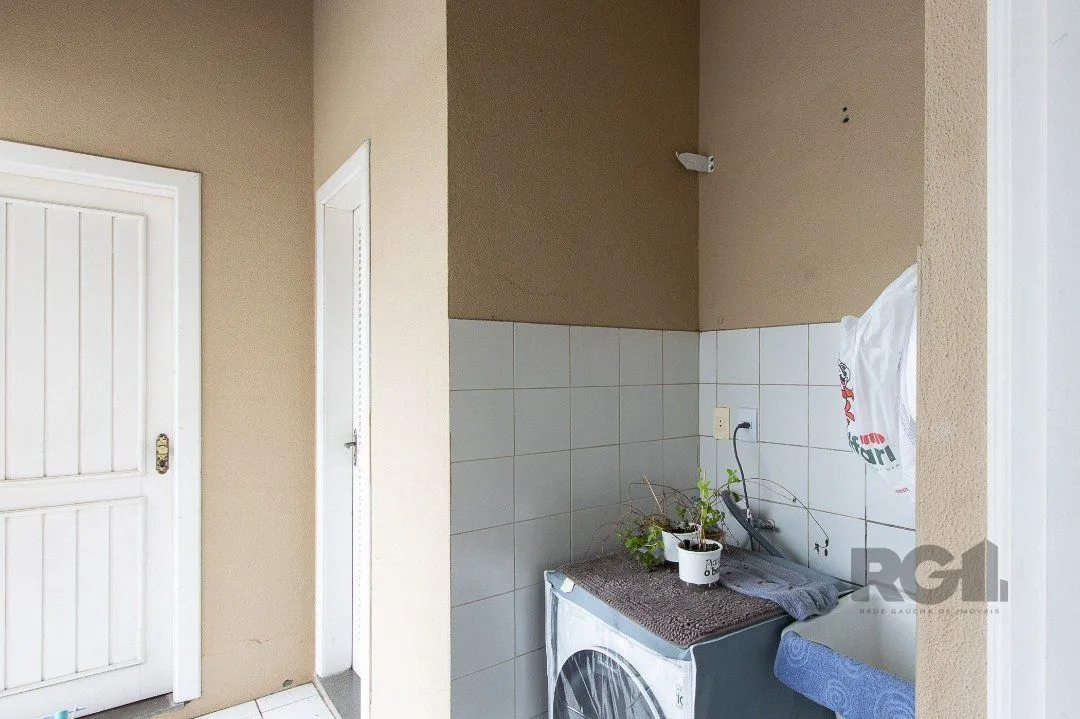 Imagem Casa em condomínio à venda, 4 quartos, 2 suites, 2 vagas - Bairro Tristeza
