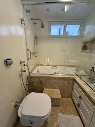Imagem Vendo apartamento de Alto Padrão de 04 Dormitórios no bairro Centro - SC