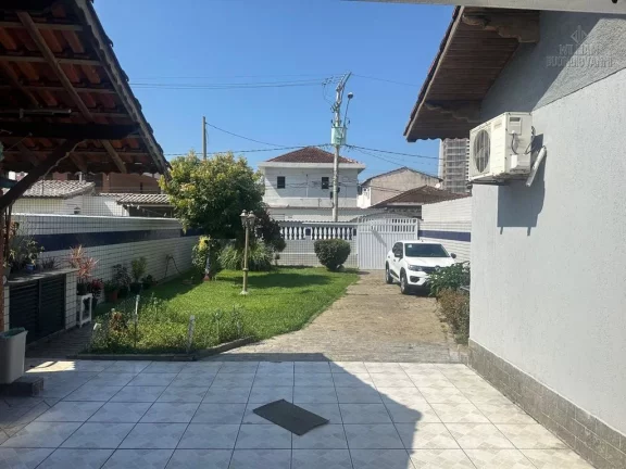 Imagem BELISSIMA CASA NO CANTO DO FORTE A 700M DA PRAIA!
