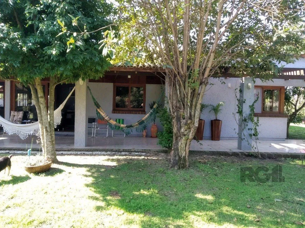 Imagem Casa de Condomínio em Martinica