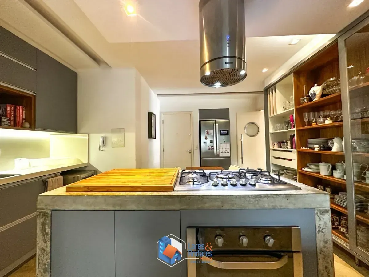 Imagem Apartamento para venda em Vila Sofia com 3 quartos, sendo 1 suíte, 147m²