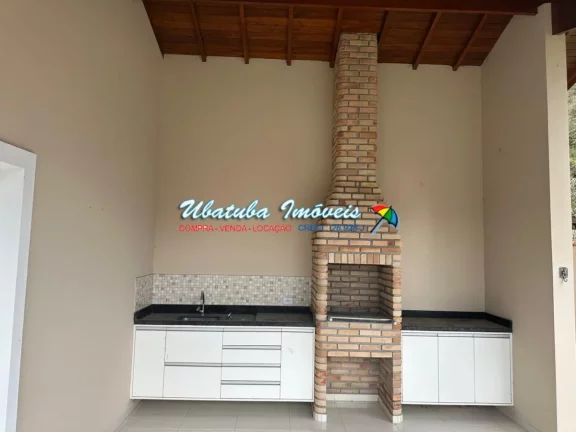 Imagem Linda casa com 03 dormitórios - Cond. Fechado - Bairro Horto