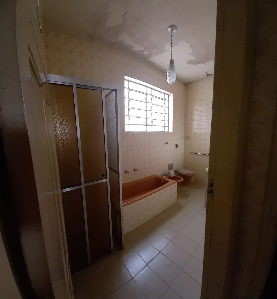 Imagem Casa à venda 7 Quartos, 3 Vagas, Centro, Guaratinguetá - SP