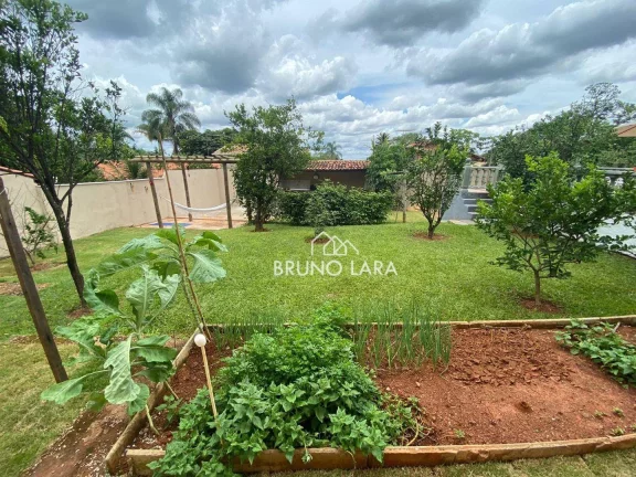 Imagem Casa com 3 dormitórios à venda, 250 m² por R$ 800.000,00 - Condomínio Fazenda Solar - Igarapé/MG