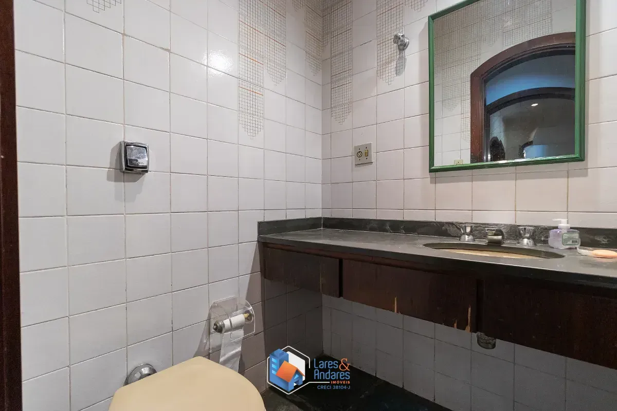 Imagem Casa para venda em Campo Belo com 4 quartos, sendo 1 suíte, 329m²