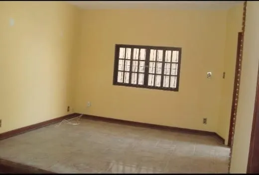Imagem Casa à venda 3 Quartos, 1 Suite, 1 Vaga, Jardim Cristina, Pindamonhangaba - SP