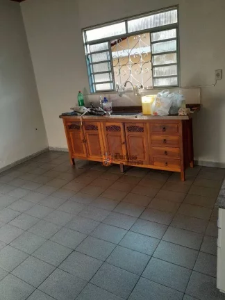 Imagem Casa com 2 dormitórios à venda, 100 m² por R$ 900.000,00 - Centro - Extrema/MG