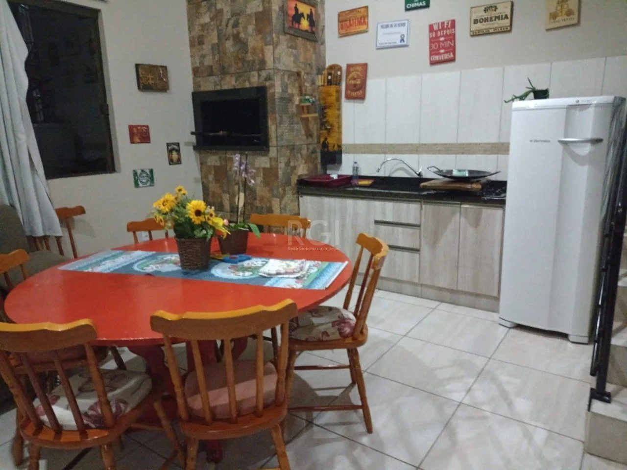 Imagem Sobrado para Venda - 240m², 3 dormitórios, sendo 1 suites, 2 vagas - Vila Vista Alegre