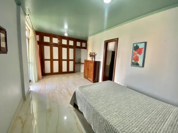 Imagem Apartamento com 3 Quartos à Venda, 260 m² em Nazaré - Belém