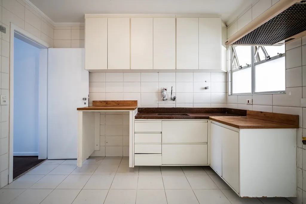 Imagem Apartamento à venda em São Paulo, Moema, com 3 quartos, 145m2