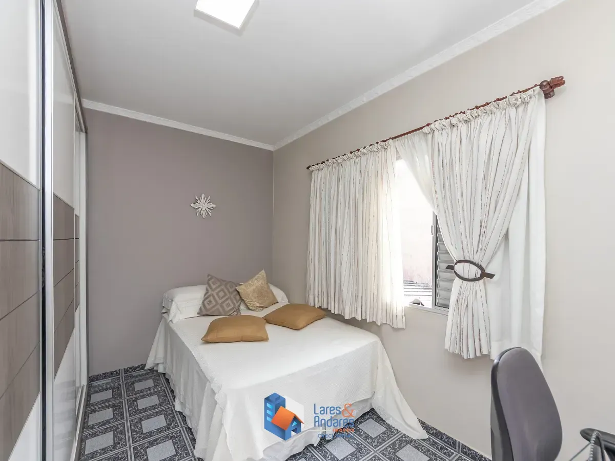 Imagem Sobrado para venda em Sítio da Figueira com 3 quartos, 176m²