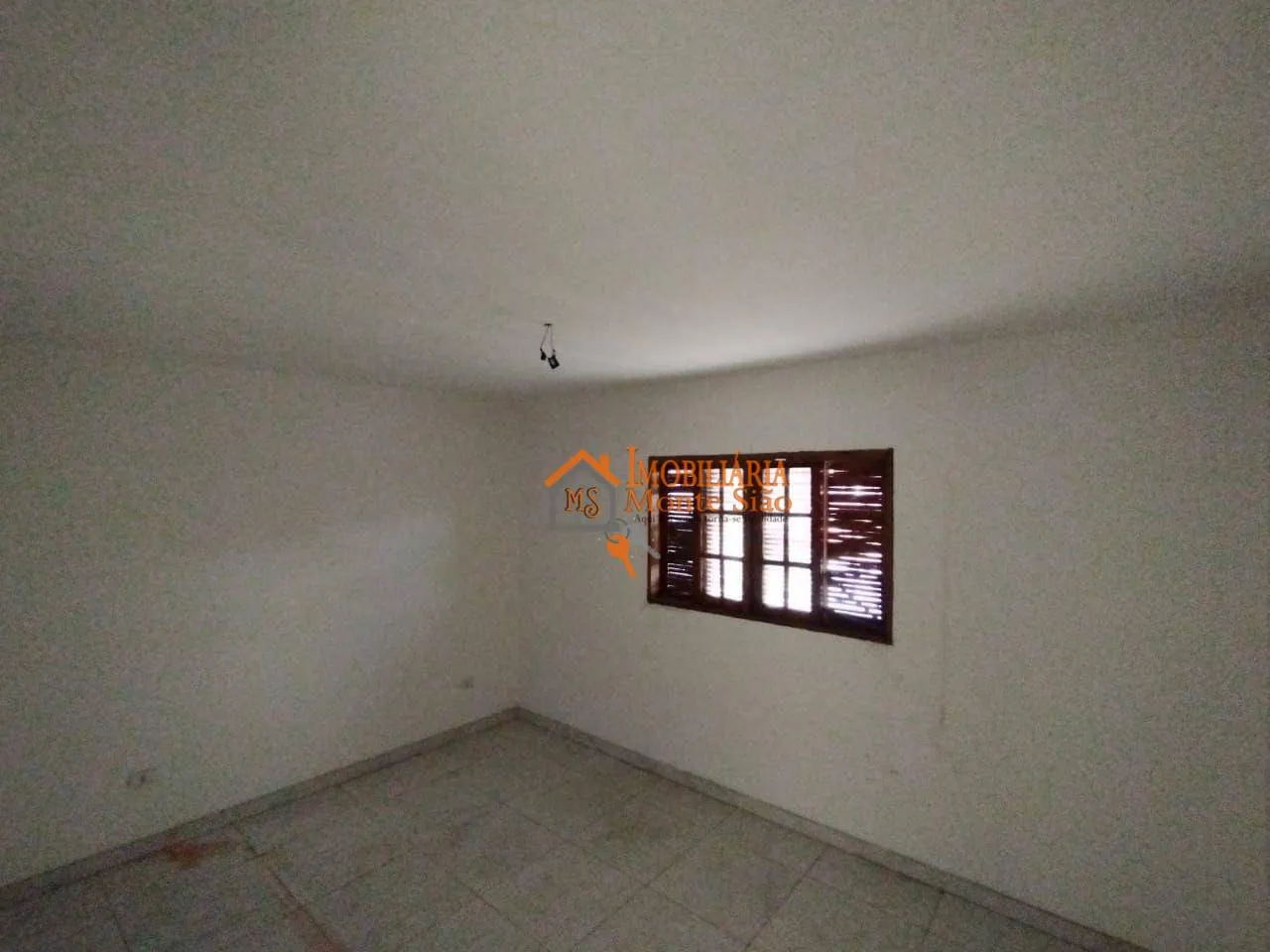 Imagem Sobrado com 2 dormitórios à venda, 154 m² por R$ 585.000,00 - Vila Barros - Guarulhos/SP