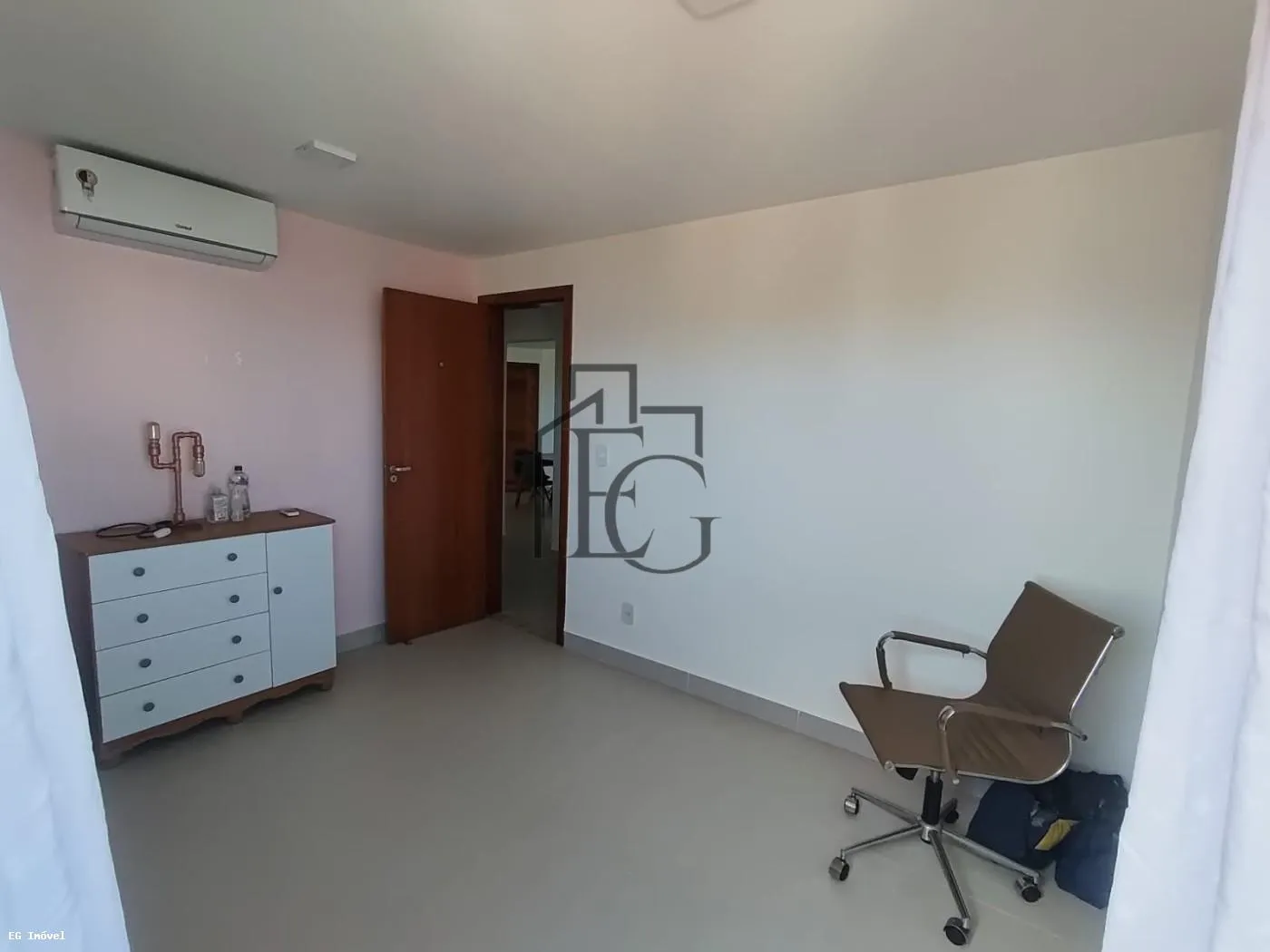Imagem Apartamento para Venda em Saquarema, Itaúna, 2 dormitórios, 1 suíte, 1 banheiro, 1 vaga
