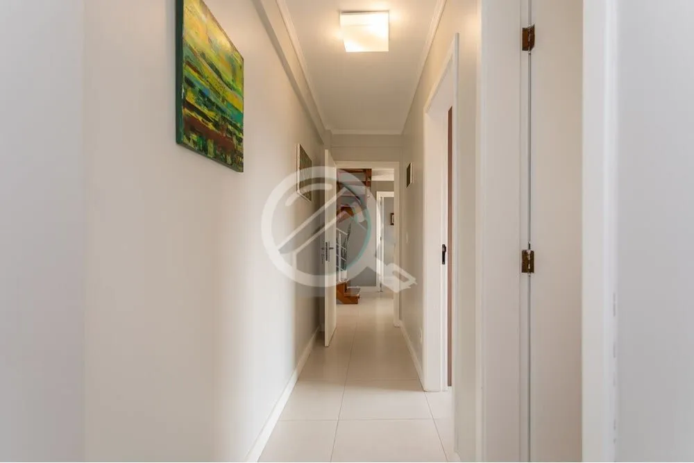 Imagem Excelente cobertura no Jardim Botânico, 2 dormitórios, 1 home office, lavanderia, com piso totalme...