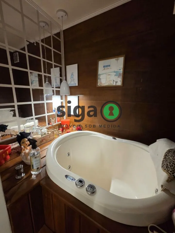 Imagem Apartamento á Venda na Vila Andrade, 163m² com pé direito duplo.