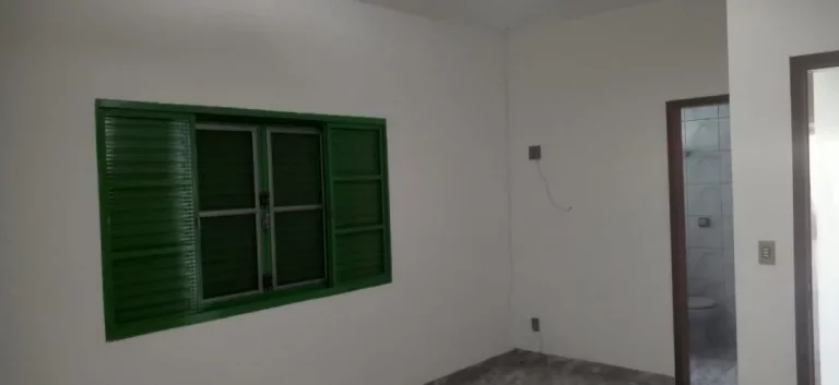 Imagem Casa no vista alegre, 4 quartos, quintal muito grande!!