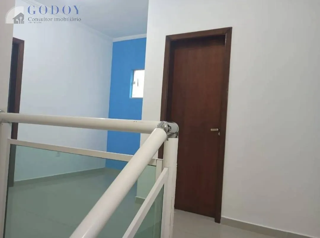 Imagem Casa Ampla com 3 Dormitórios e Excelente Área Externa