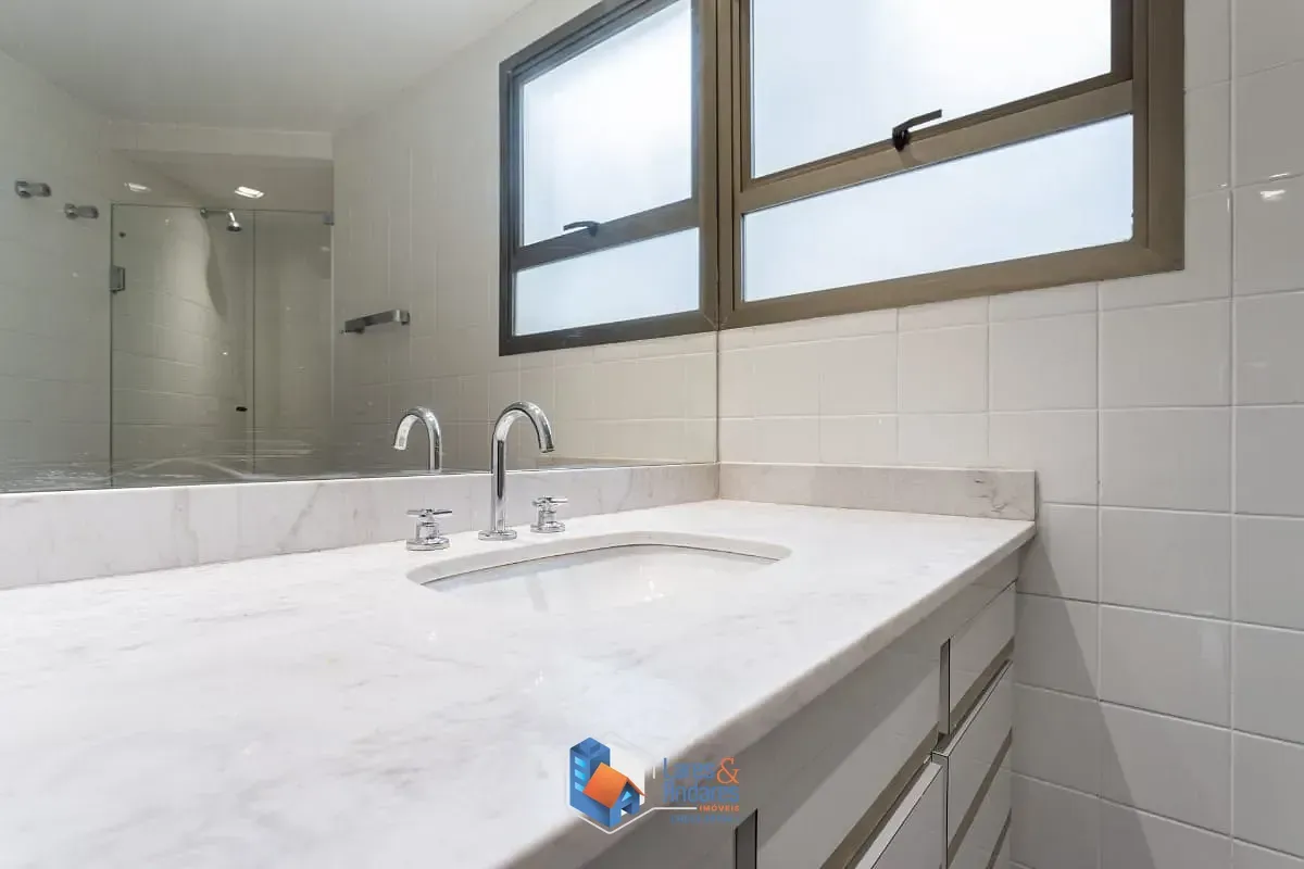 Imagem Apartamento para venda em Planalto Paulista com 3 quartos, sendo 1 suíte, 149m²