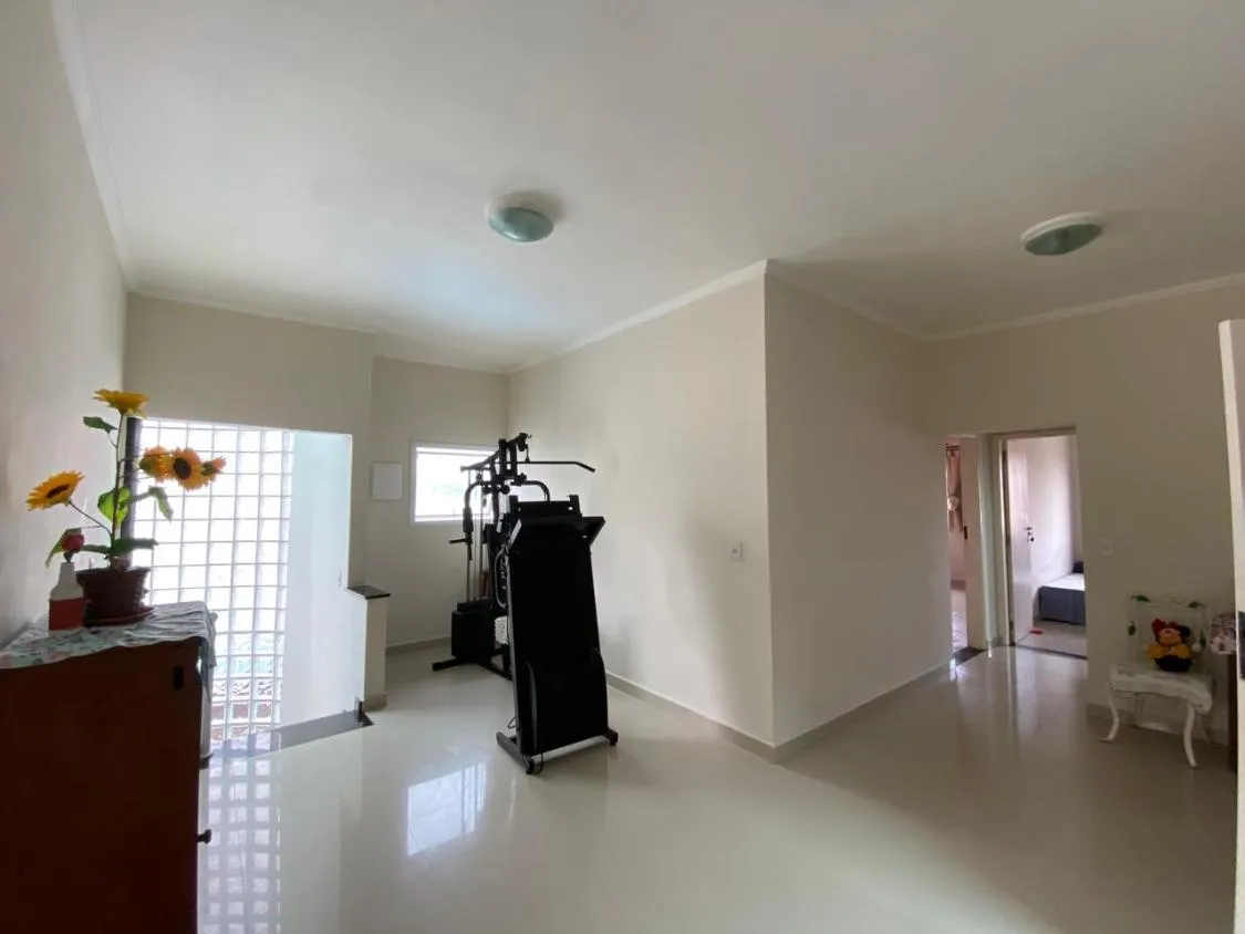 Imagem CASA DE ALTO PADRÃO COM 04 DORMITÓRIOS, PISCINA AQUECIDA E ACEITA FINANCIAMENTO BANCÁRIO LADO PRAIA EM ITANHAÉM