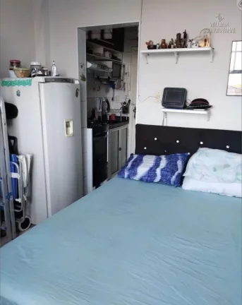 Imagem Oportundade - Apartamento compacto (Kitnet) na Ocian 3º andar, 600m da praia