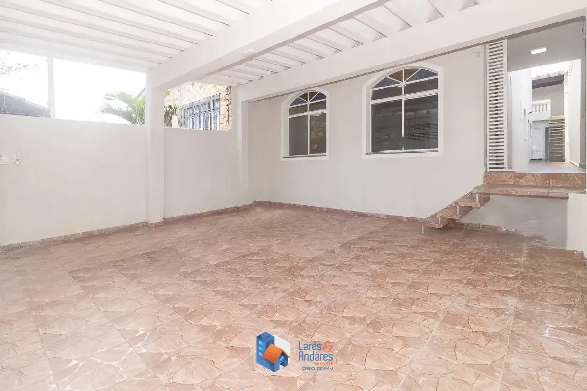 Imagem Casa para venda em Chácara São João com 3 quartos, sendo 2 suítes, 290m²