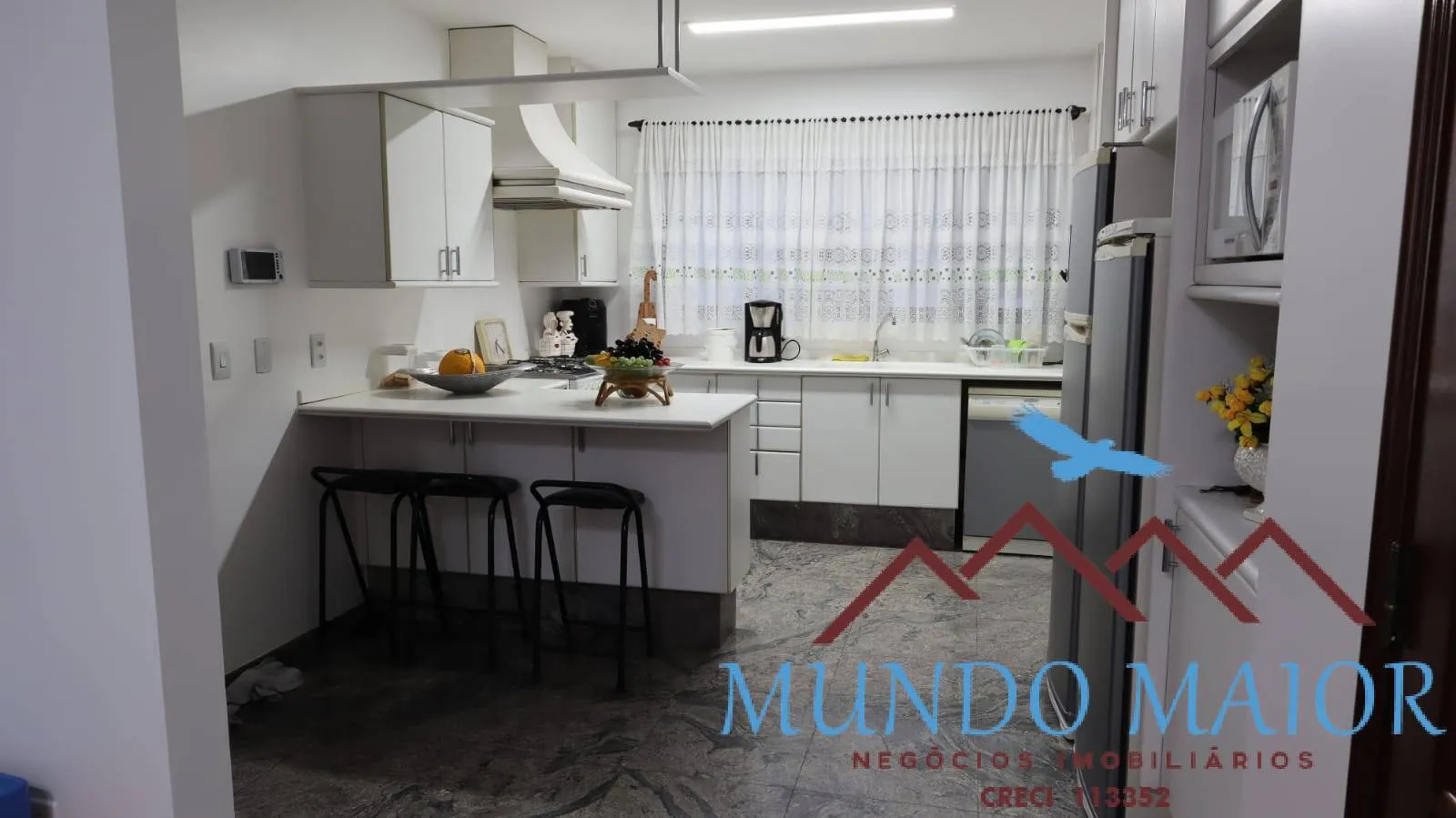 Imagem Seu Novo Lar de Alto Padrão em Santo André - 4 Suítes e Acabamento Impecáve