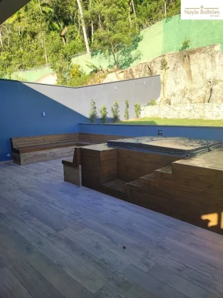 Imagem CASA RESIDENCIAL em São José - SC, Forquilhas