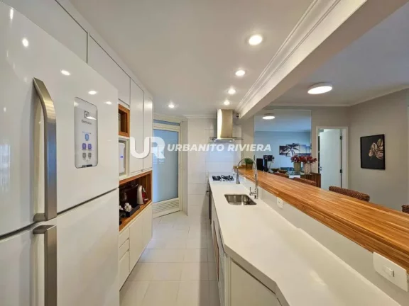 Foto do imóvel Apartamento à Venda na Riviera de São Lourenço Vista para o Mar e a Poucos Passos da Praia em Passeio dos Jequitibas
