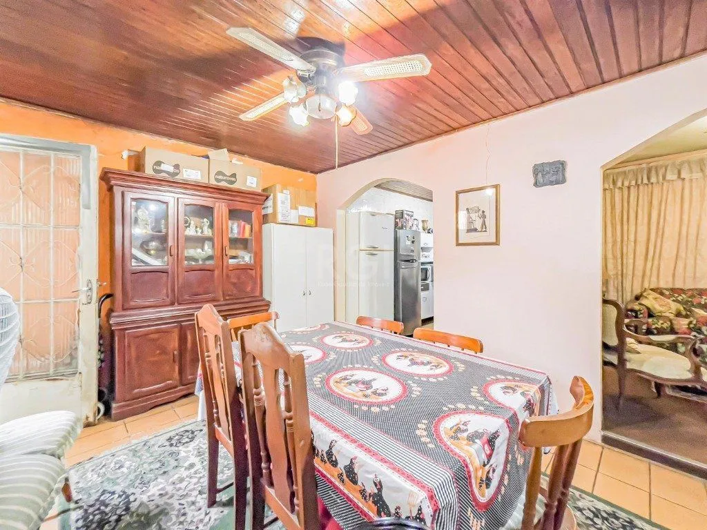 Imagem Casa para Venda - 212m², 3 dormitórios, 3 vagas - Azenha