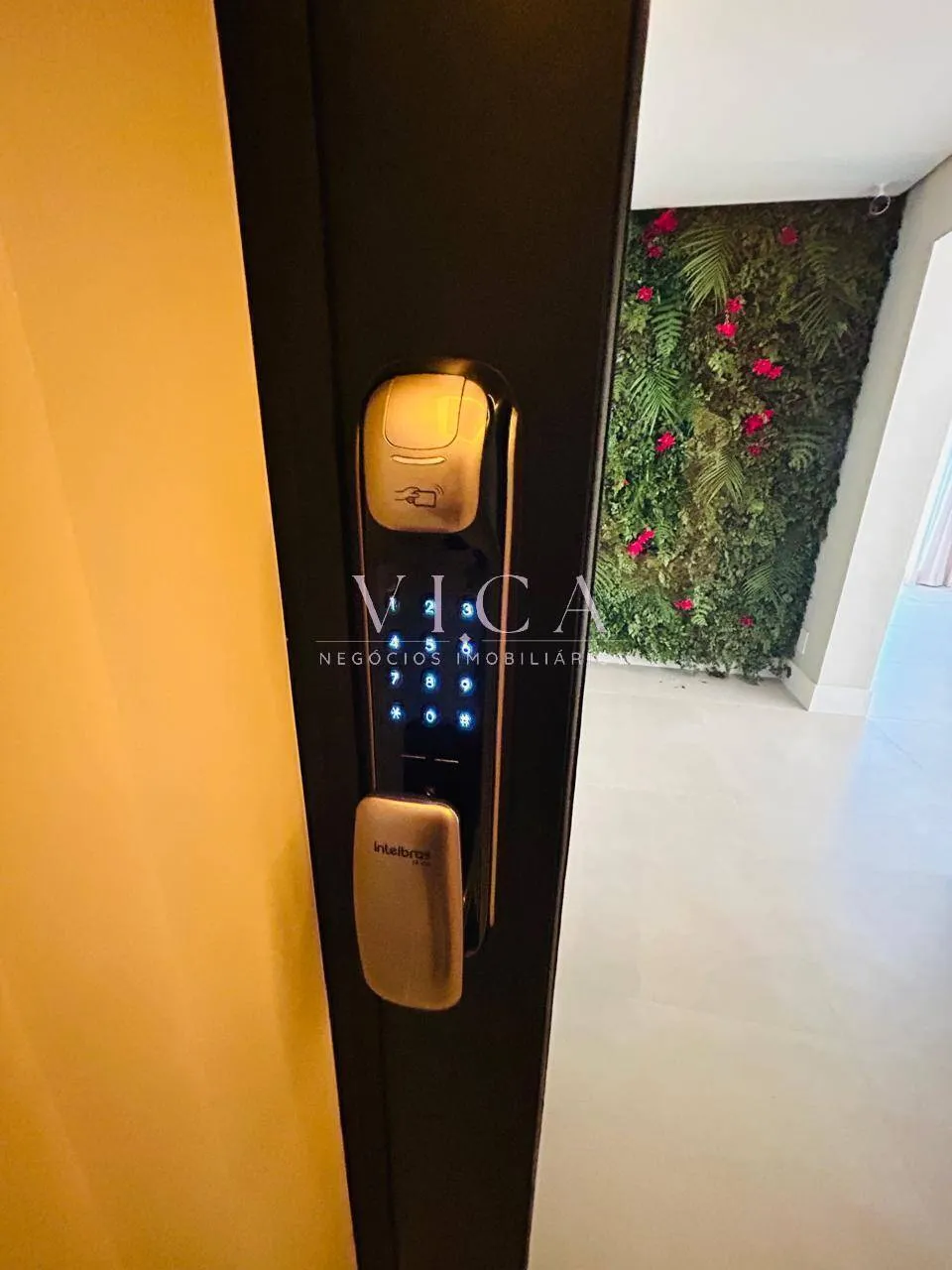 Imagem Apartamento mobiliado com 287 m² a venda por R$ 4.490.000 Alphaville/SP