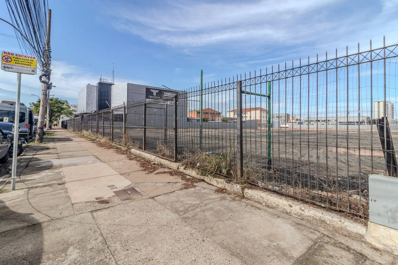 Imagem EXCELENTE TERRENO COM 10.000 M²