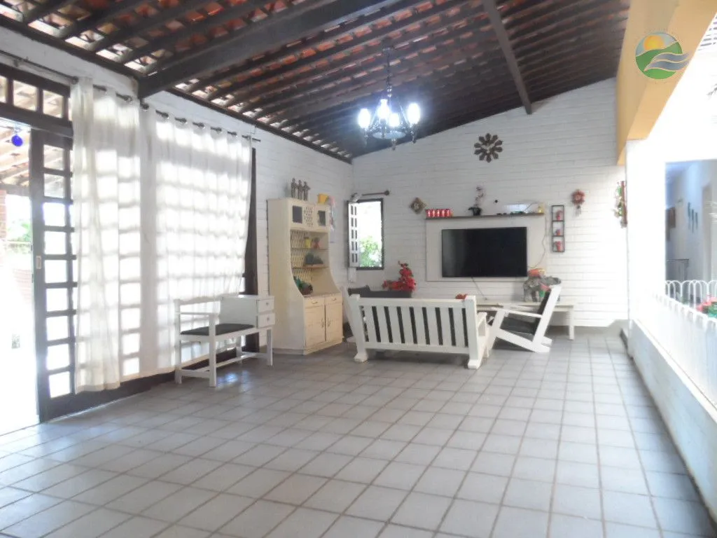 Imagem Chácara com casa de 6 quartos, 3000m2, à venda, Loteamento Santana, em Gravatá.