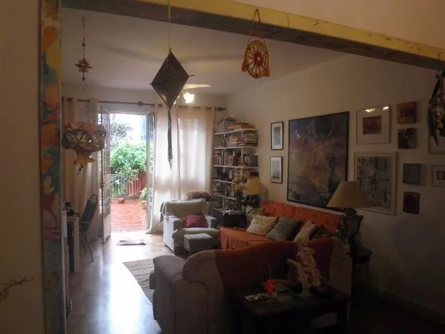 Imagem Casa para Venda - 330m², 4 dormitórios, Menino Deus