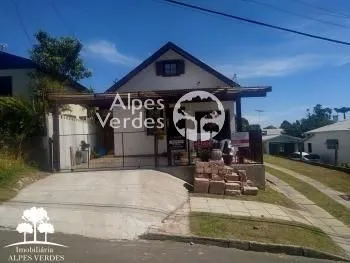 Foto do imóvel Vende-se casa com 3 quartos, 610m2, em Canela, Centro