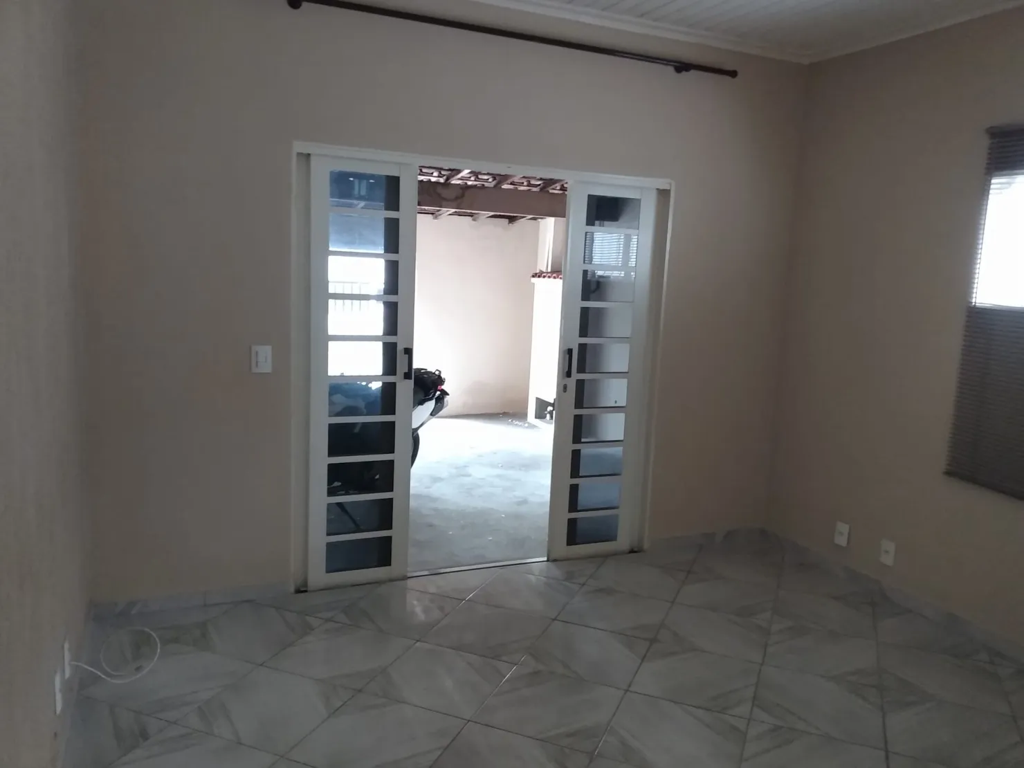 Imagem Casa à venda 1 Quarto, 2 Vagas, 125M², Jardim Santa Luzia, Pindamonhangaba - SP