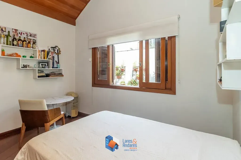 Imagem Casa à venda 4 Quartos 2 Suites 4 Vagas 237M² Jardim Marajoara São Paulo - SP