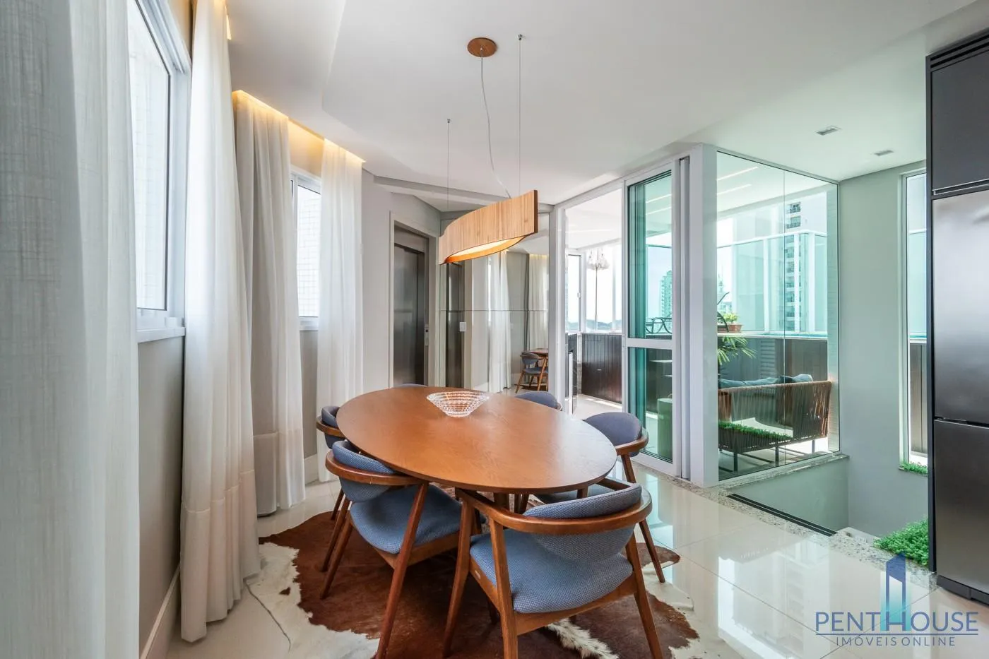 Imagem Apartamento Duplex para Venda em Balneário Camboriú, CENTRO, 4 dormitórios, 4 suítes, 6 banheiros, 3 vagas