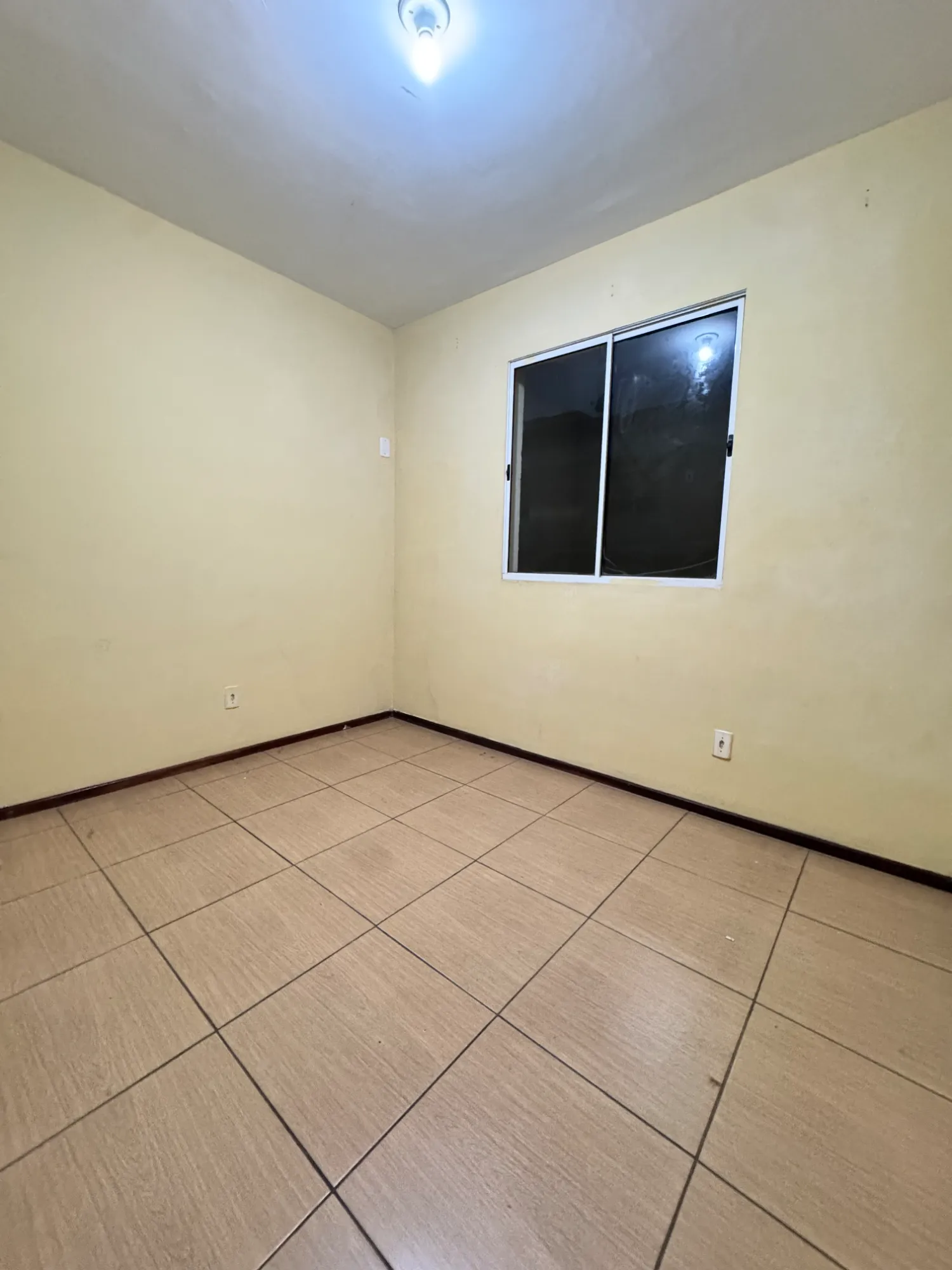 Imagem Casa com 2 Quartos à Venda, 100 m² em Guaratiba - Rio de Janeiro