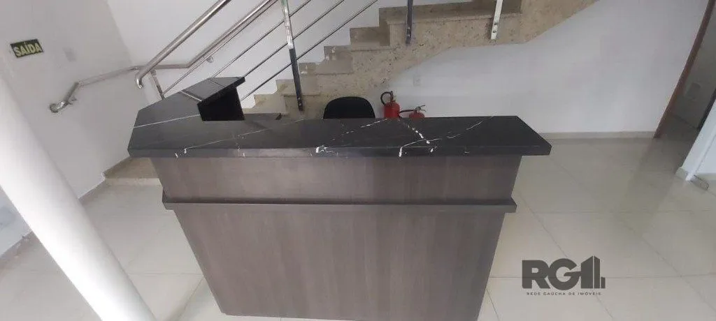 Imagem Loja com 113m² de área privativa no Bairro Três Figueiras