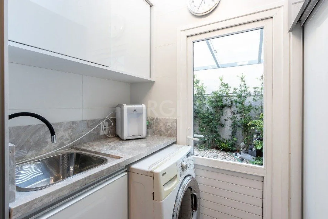 Imagem Casa Condominio para Venda - 202m², 3 dormitórios, sendo 1 suites, 2 vagas - Tristeza