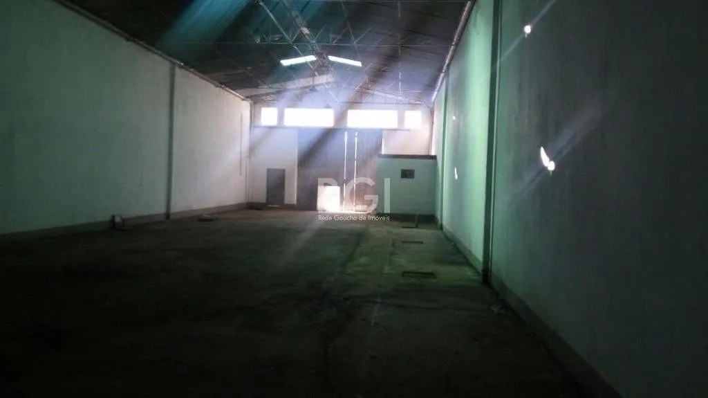 Imagem Pavilhão para comprar , 330 m² por R$ 880.000,00 Rubem Berta - Porto Alegre/RS