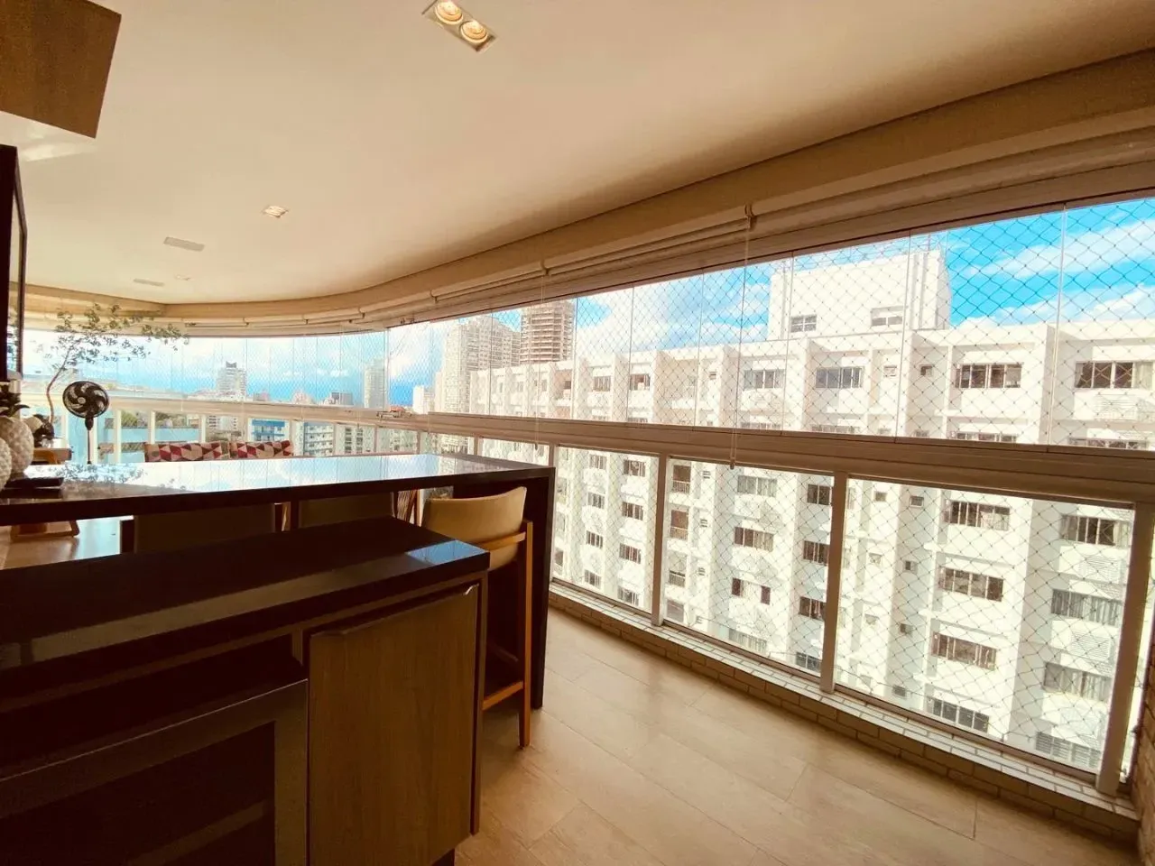 Imagem Apartamento com 4 Quartos à Venda, 186 m² em Ponta da Praia - Santos