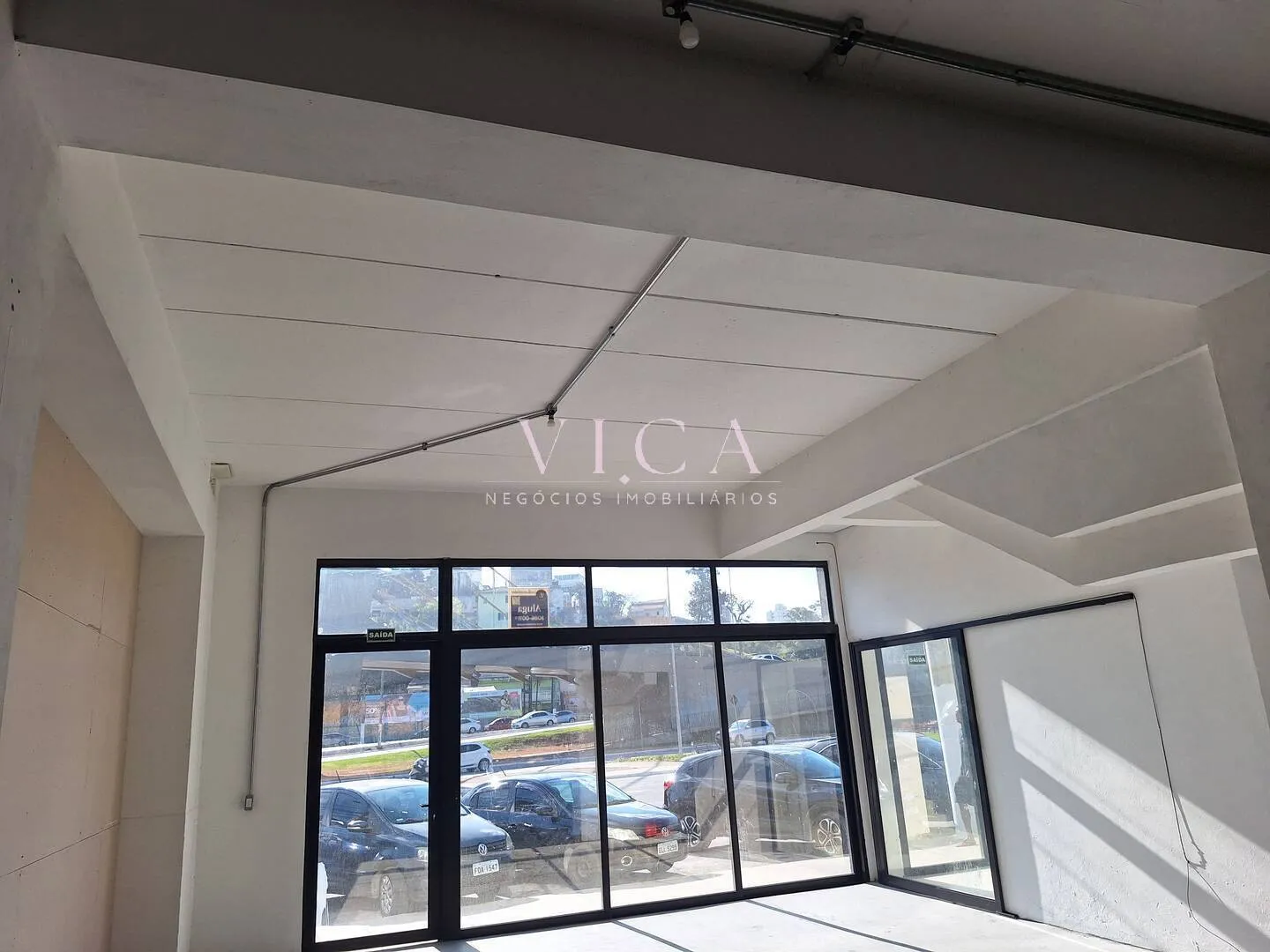 Imagem Predio Comercial 1500m² para aluguel R$ 88.000,00 em Barueri/SP