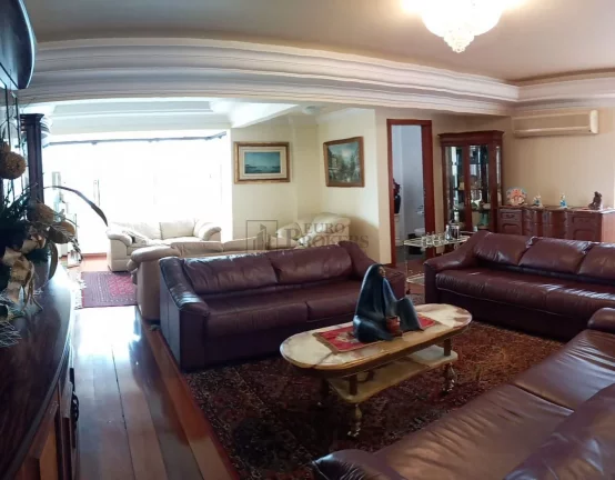 Imagem Cobertura duplex quadra mar em Balneário Camboriú;